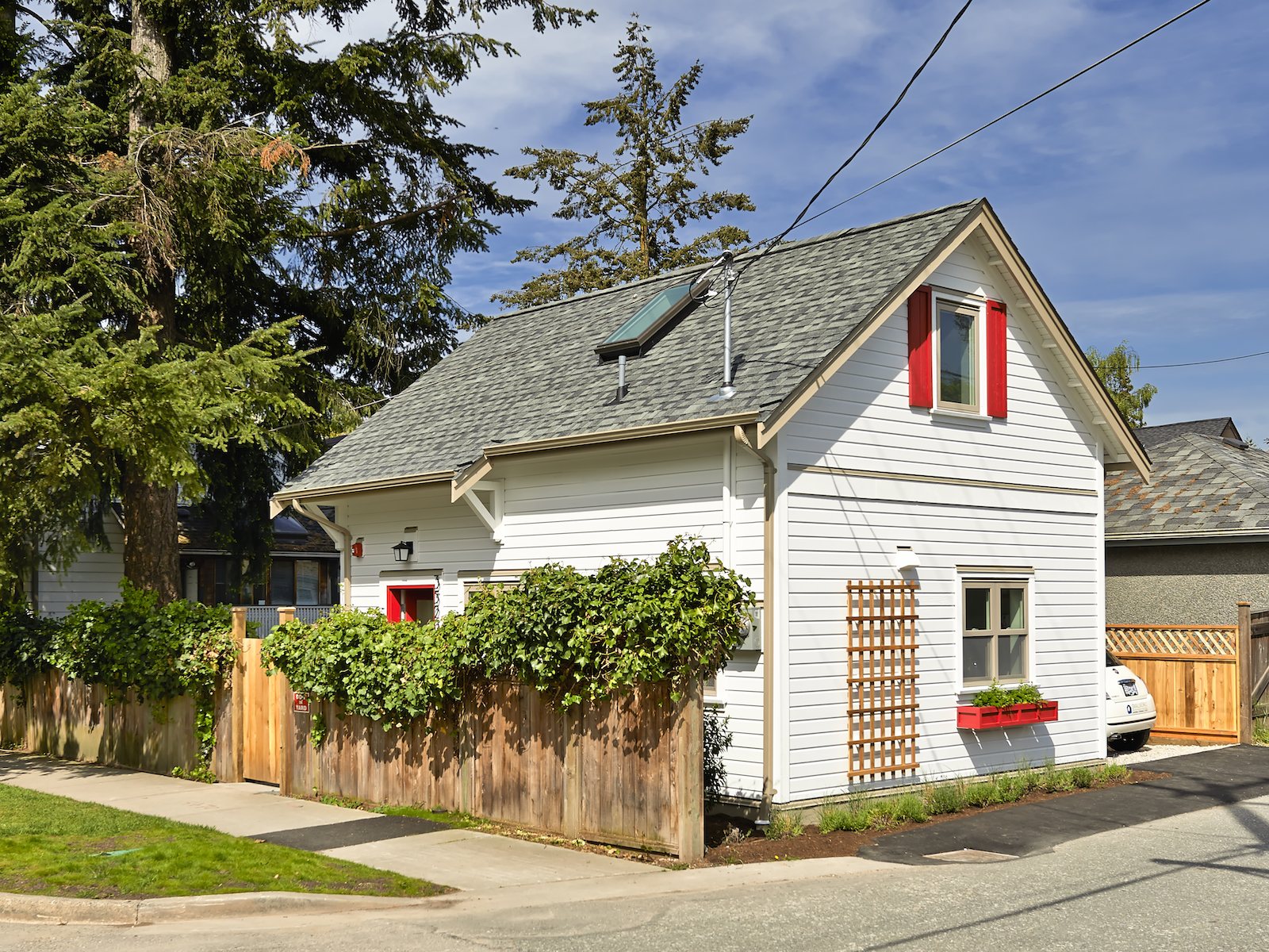 Unlocking the Potential: Transforming Backyards into Stylish Laneway Homes with Laneway Pros