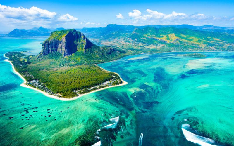 ṀExplore Mauritius: Unforgettable Adventures on Paradise Island