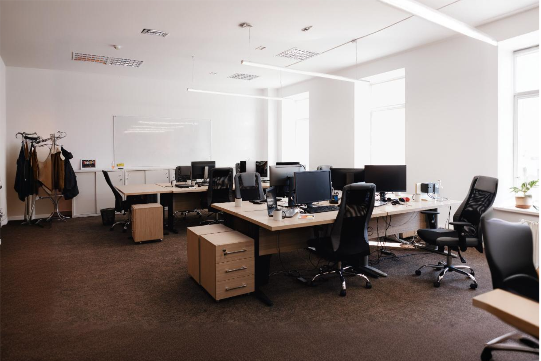 The Ultimate Guide to Office Furniture: Importance, Benefits, and Essential Details